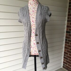 Aerie cable knit short sleeve sweater